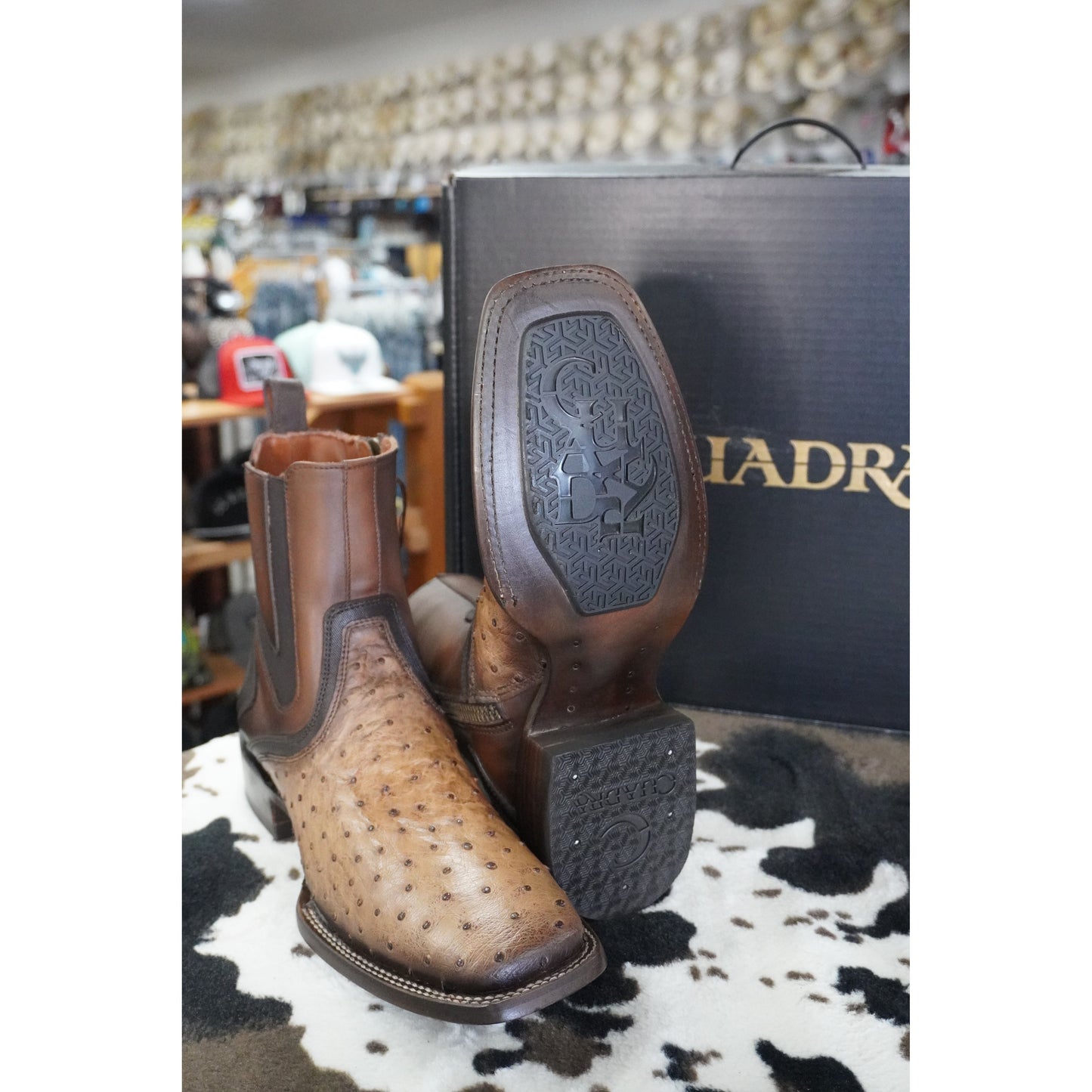 Cuadra Botin De Avestruz Lugano Cafe