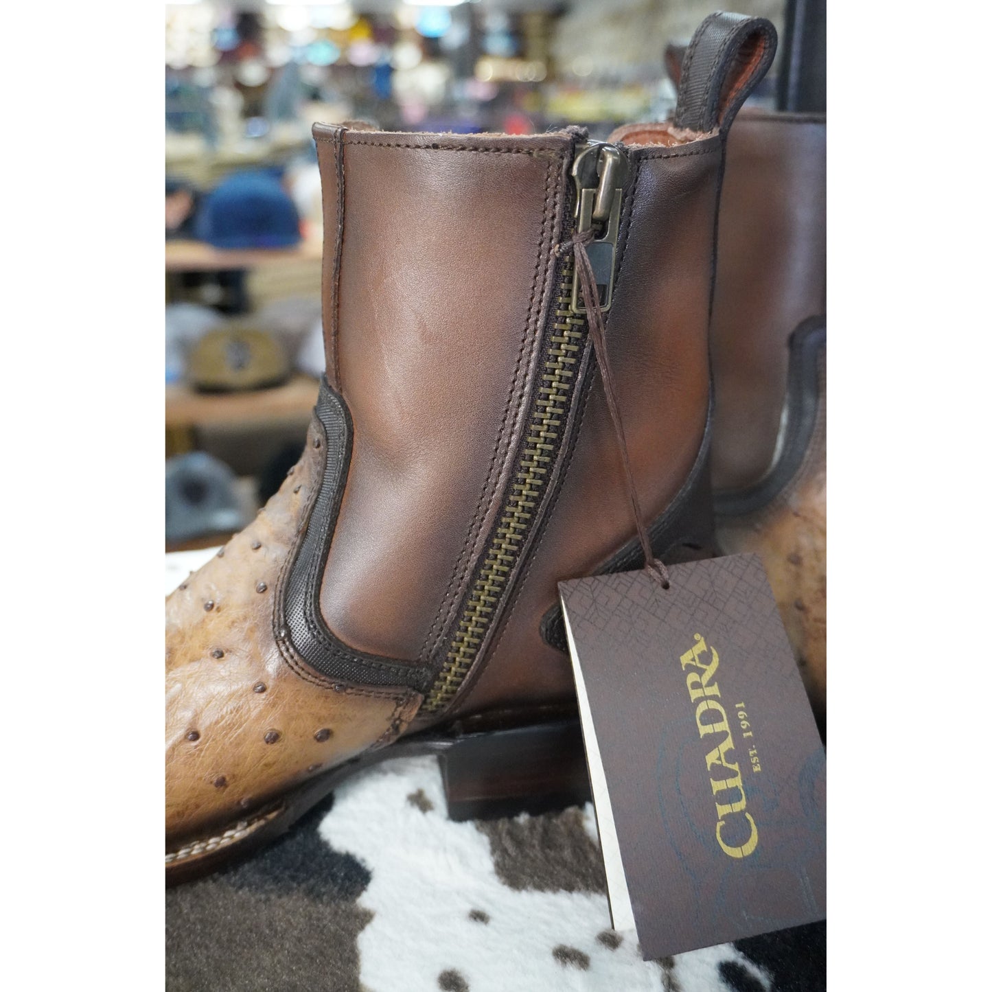 Cuadra Botin De Avestruz Lugano Cafe