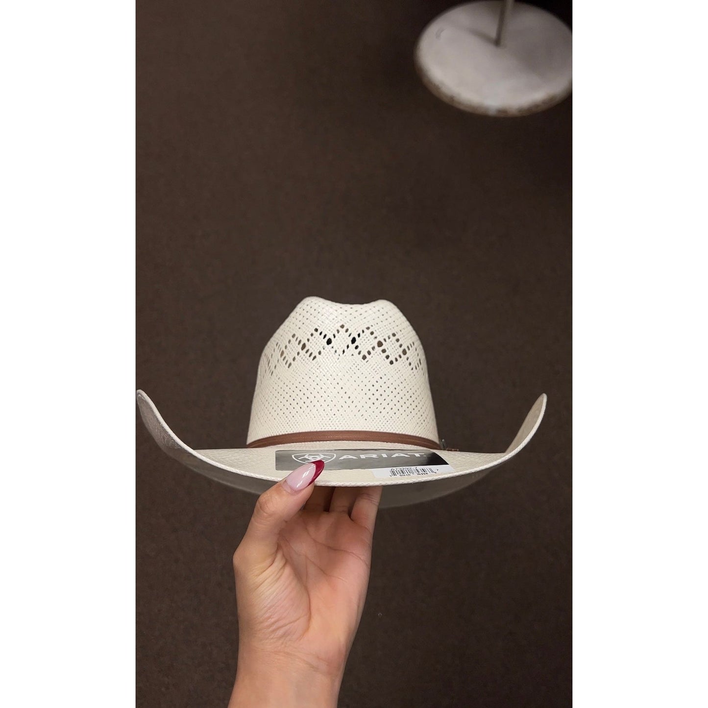 30X Ariat Diamond Shantung, Cattleman Crown