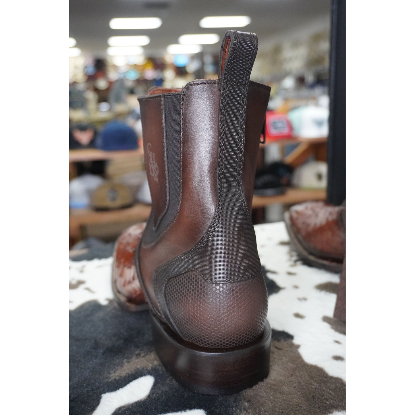 Cuadra Botin Avestruz Moroni Castaño