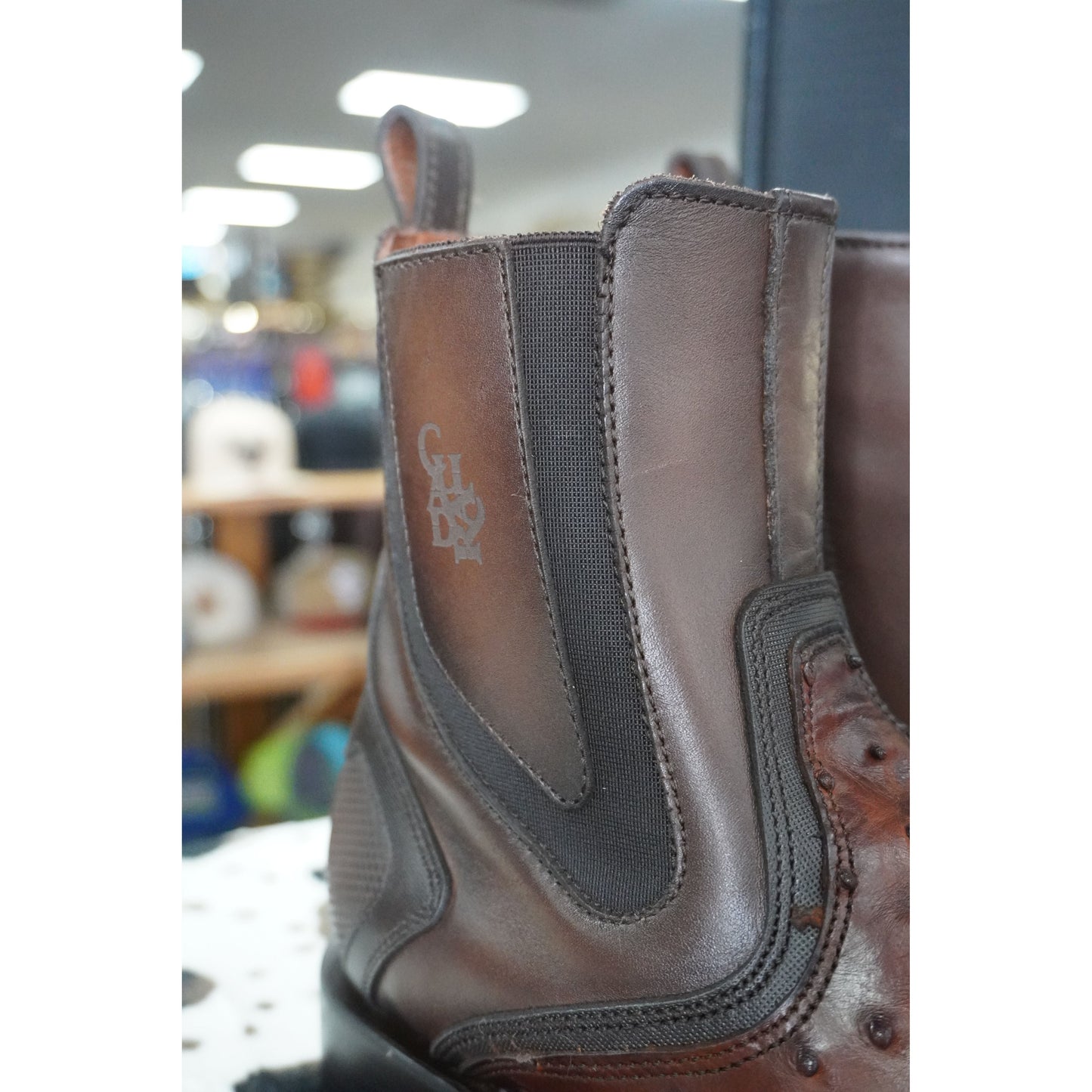 Cuadra Botin Avestruz Moroni Castaño
