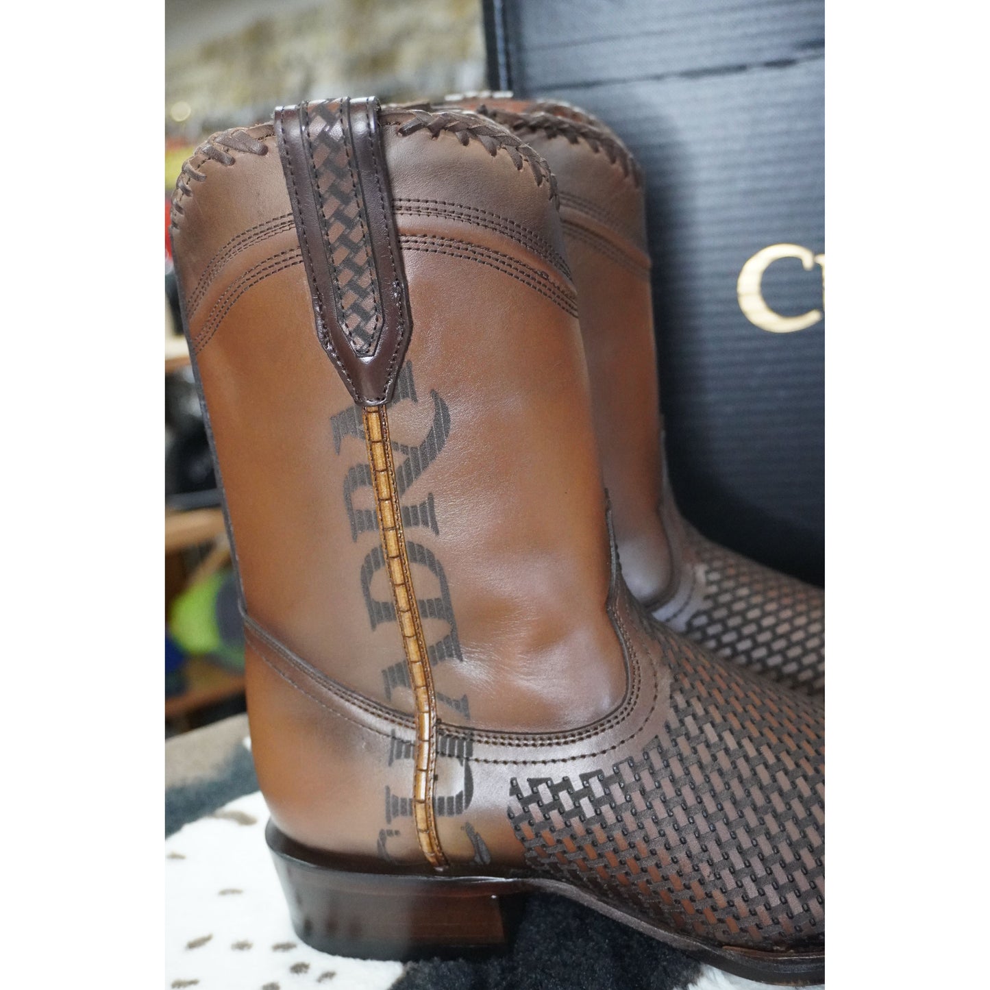 Cuadra Bota De Res Crust Denver Café