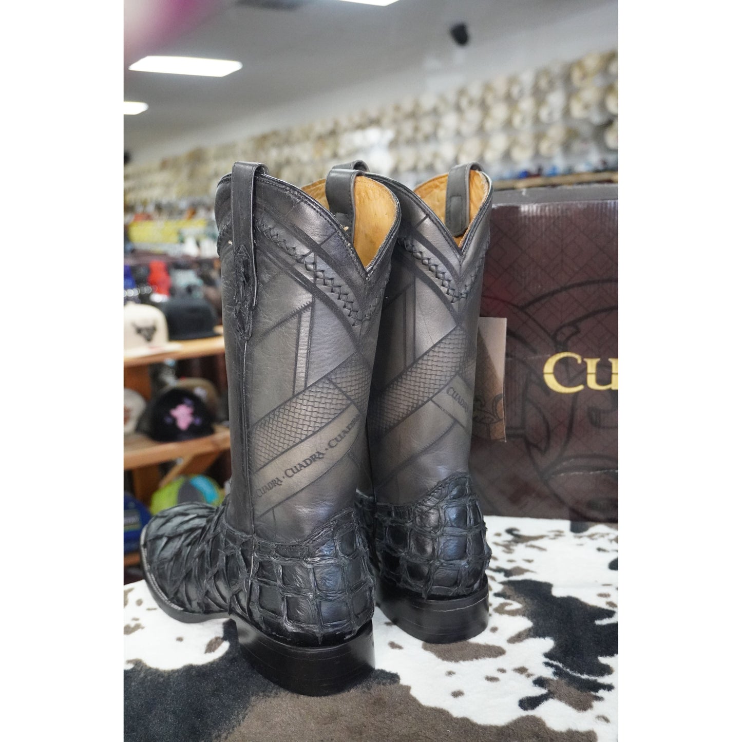 Cuadra Hombre Bota de Pirarucu Negro Vidreado