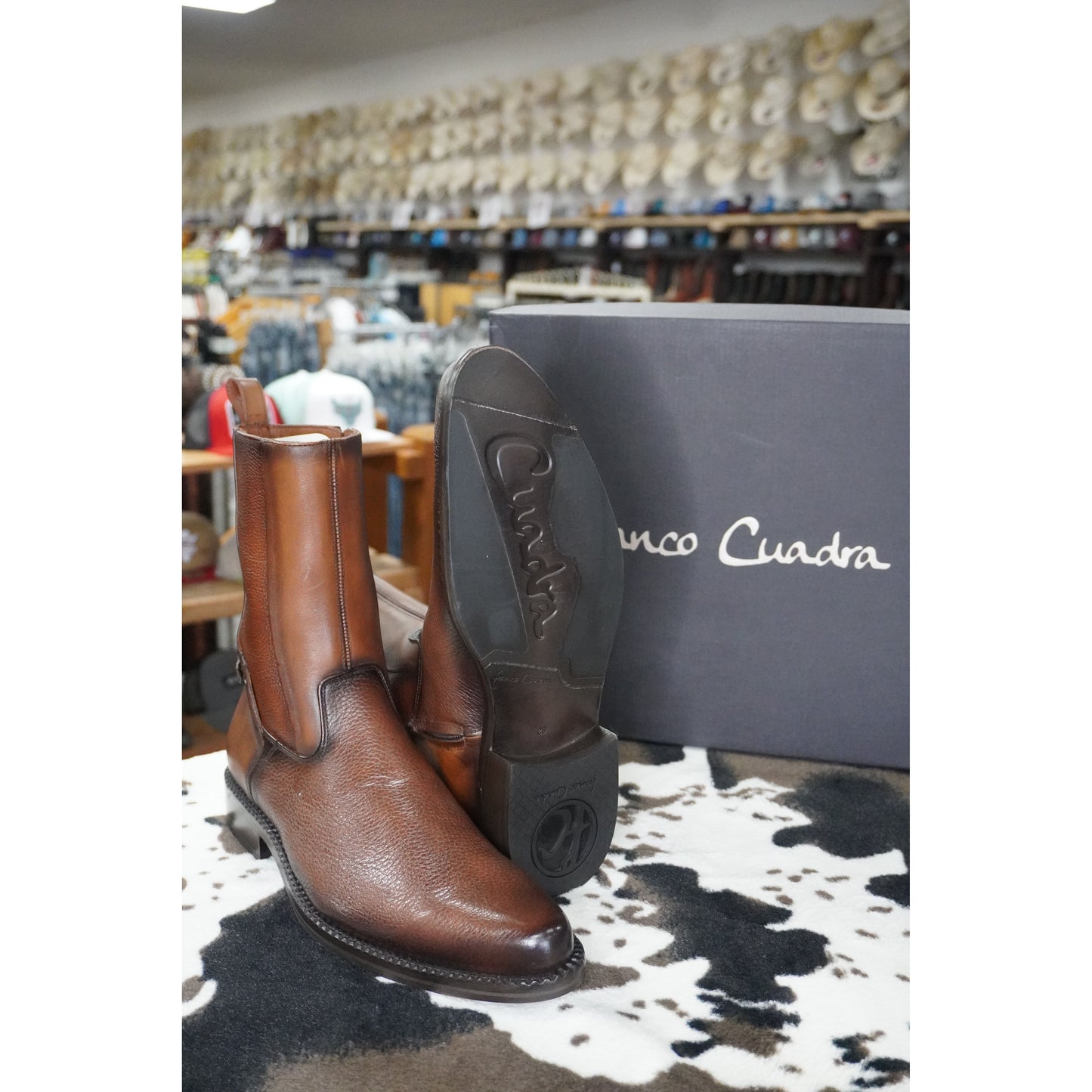 Cuadra Bota Venado Diego Miel/Ternera Paris Almendra
