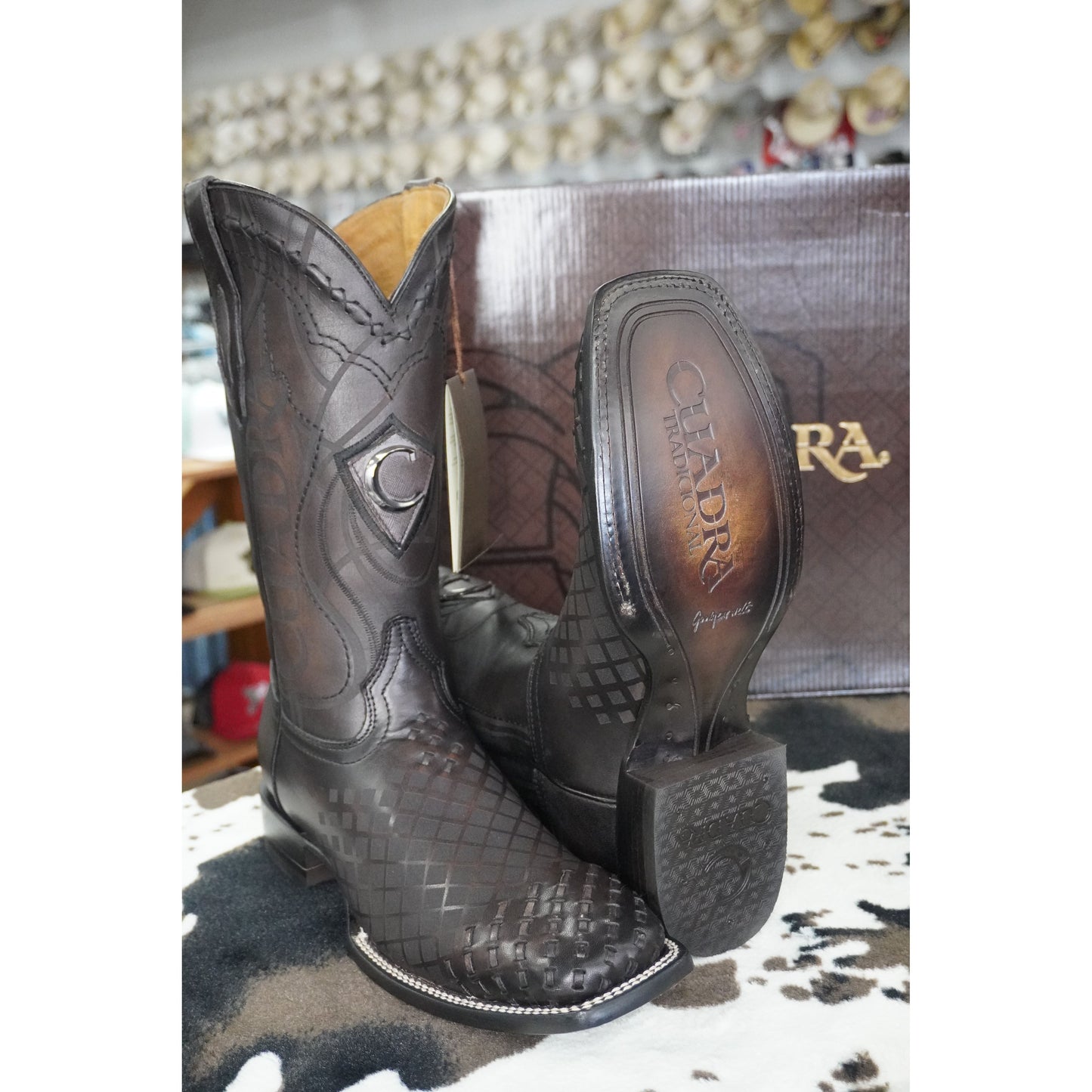 Cuadra Hombre Res Sillero Over Negro Botas