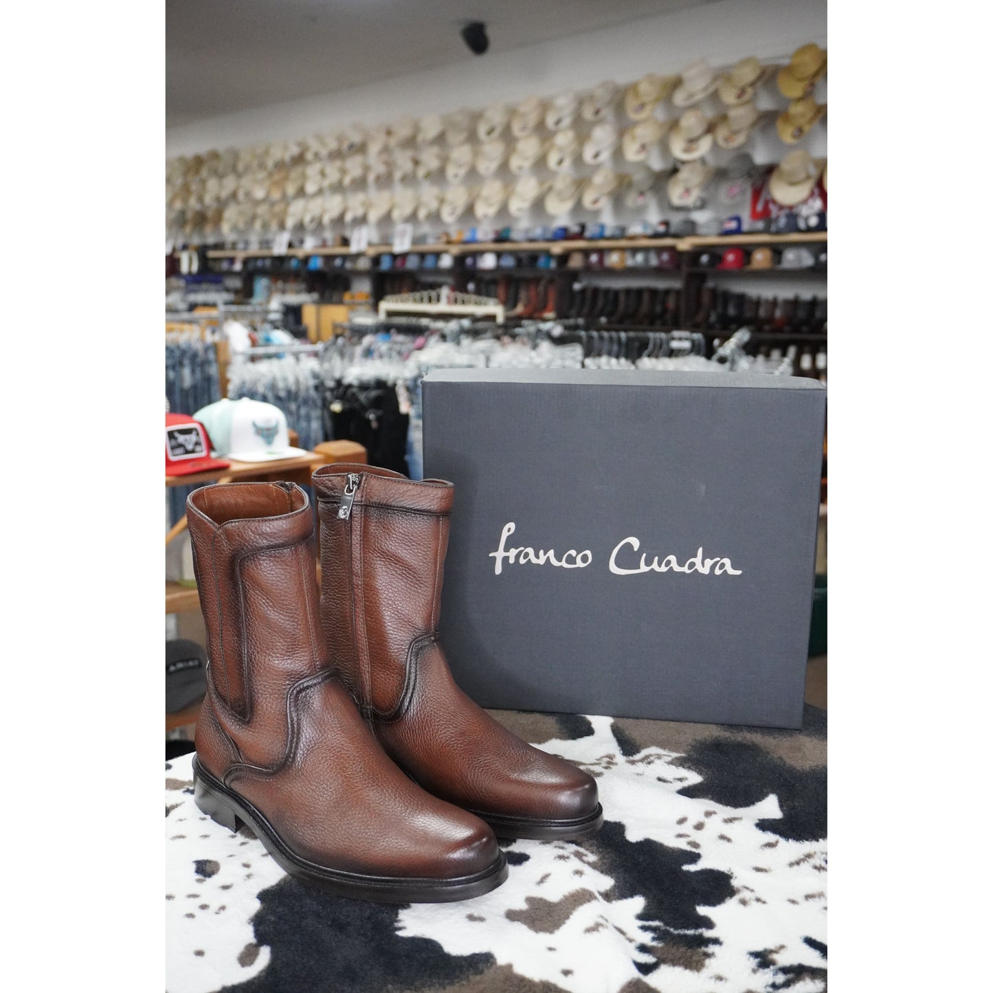 Cuadra Hombre Bota Venado Crosta Almendra