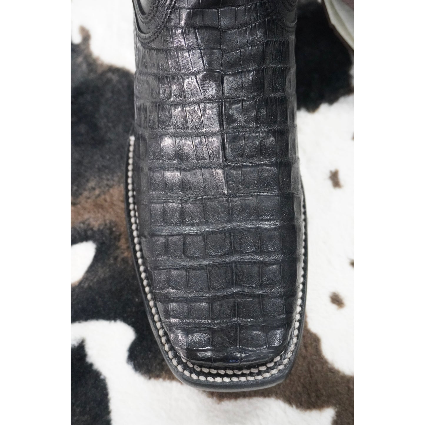 Botin Cuadra Fuscus Lomo Belly Plunge Negro