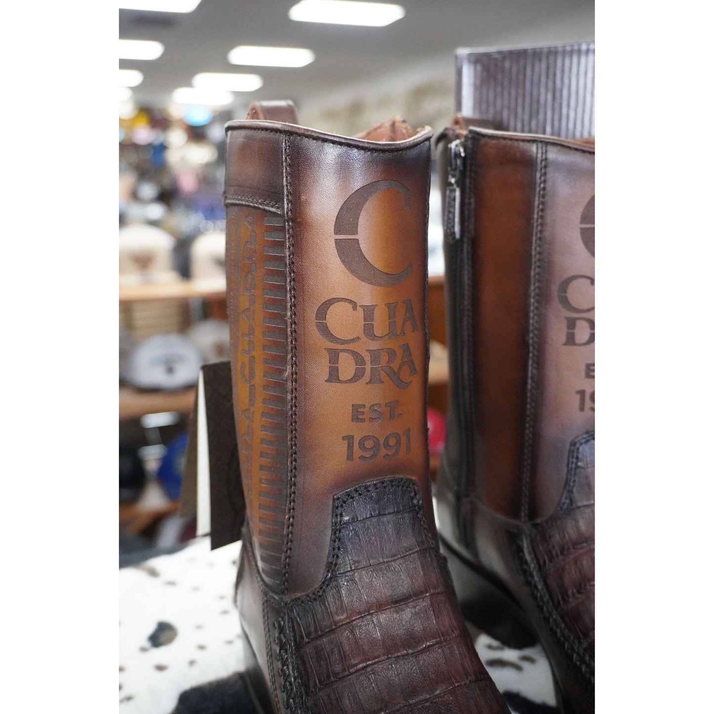 Cuadra Hombre Bota de Fuscus Cola Belly Cafe