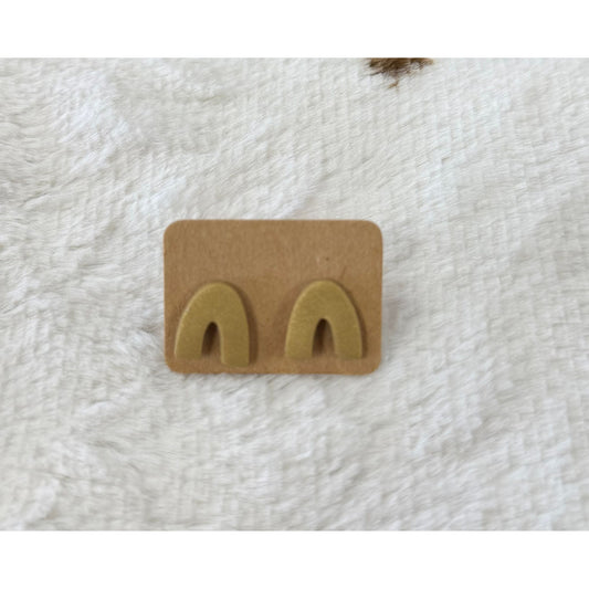 Clay Horse Shoe Stud Earrings