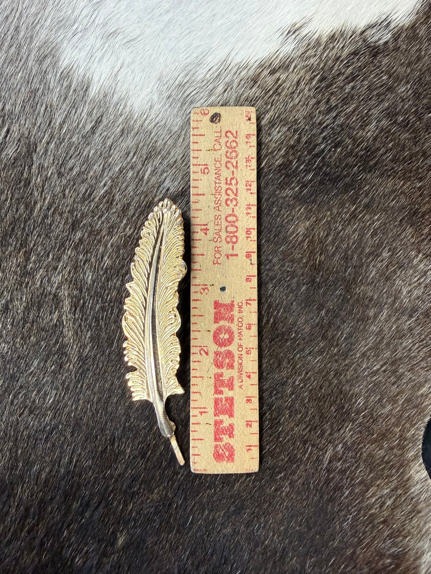 Gold/Gold Hat Feather