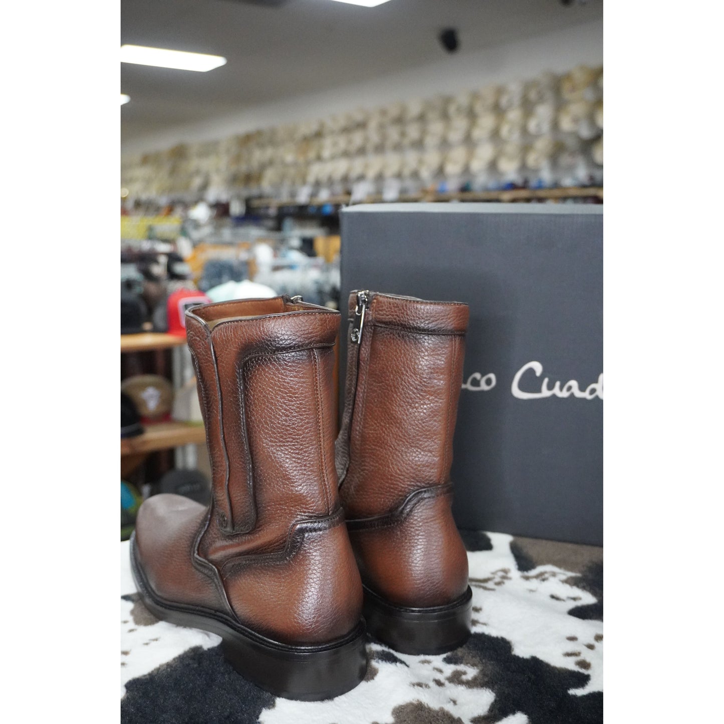 Cuadra Hombre Bota Venado Crosta Almendra