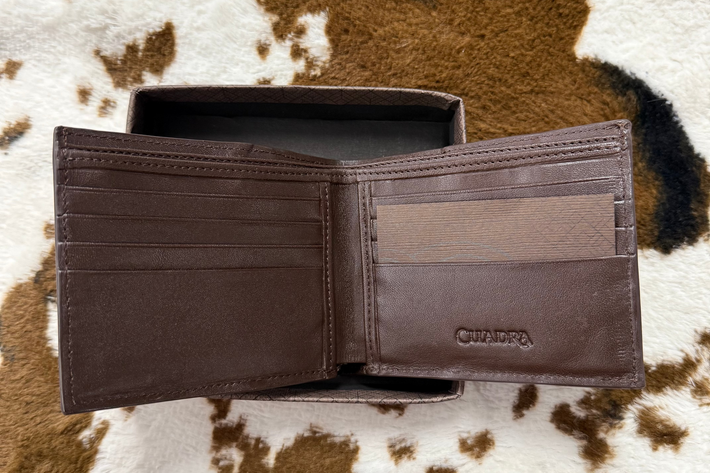 Cuadra Shark Tobacco Wallet