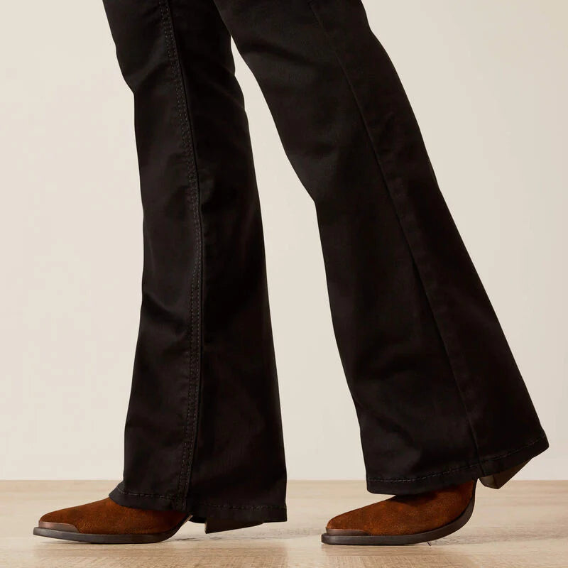 Ariat Women’s Perfect Rise Ella Boot Cut Jeans